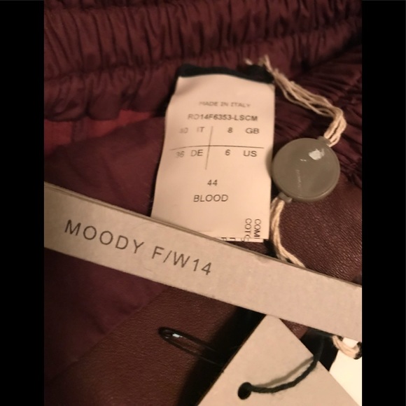 Rick Owens Runway Designer Oxblood Leather Shorts - Picture 3 of 4